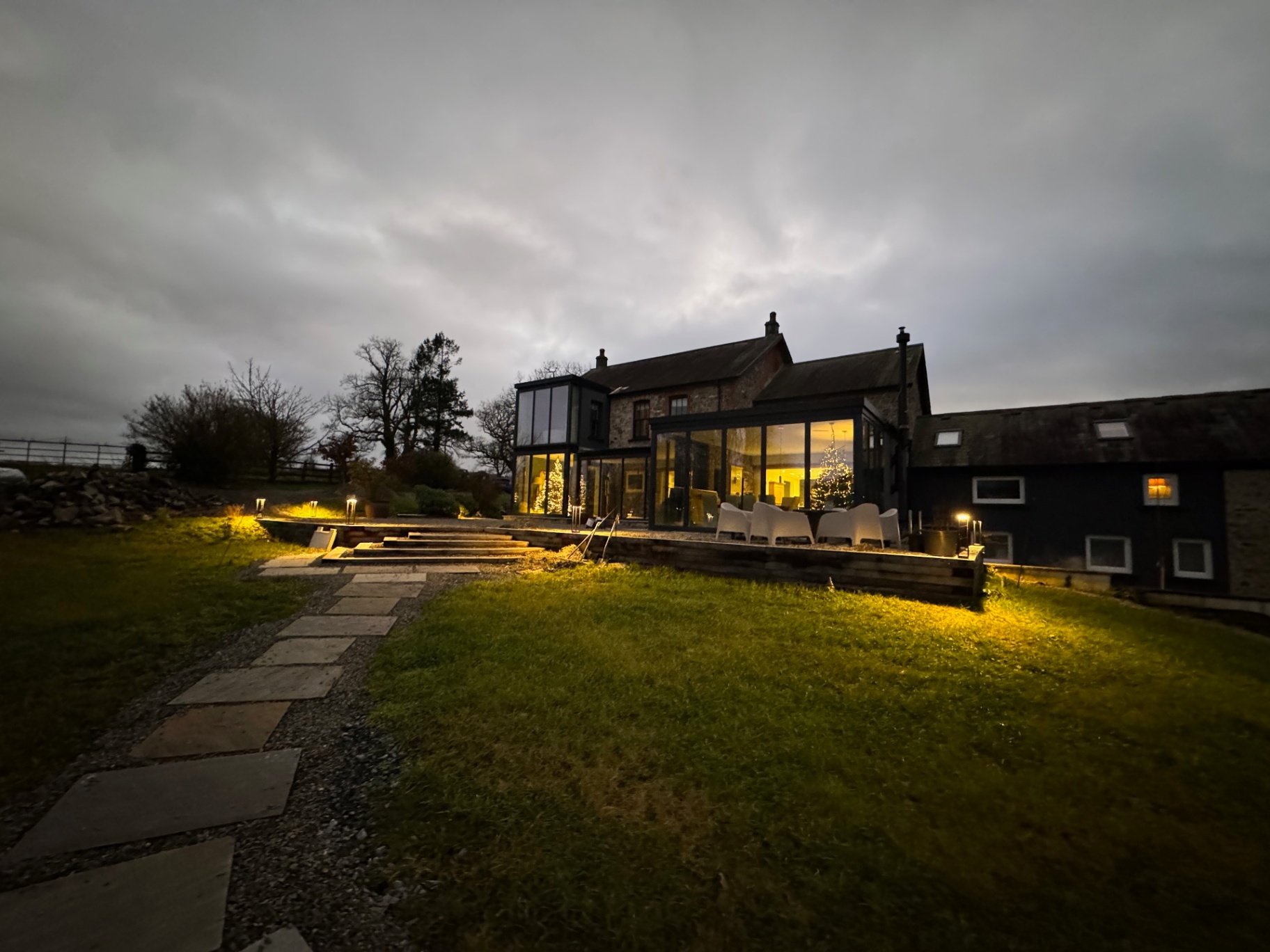 Farmhouse Exterior & Garden Lighting